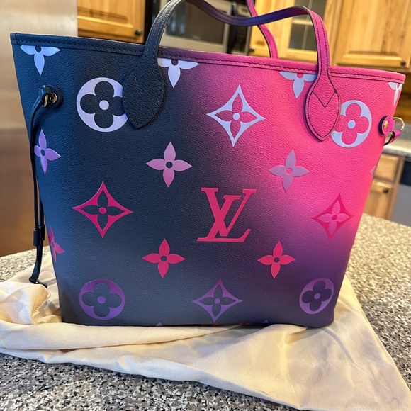 Louis Vuitton pink neverfull - Picture 3 of 7